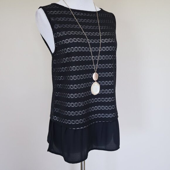 THE LIMITED Size Small Black Lace Style Stripe Sleeveless Blouse Career Office - Picture 6 of 9